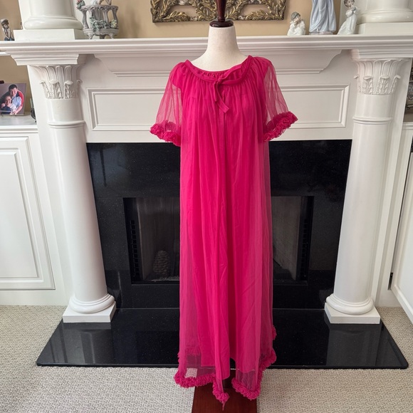 Bernette Other - Vintage Hot Pink Nightgown & Bernette Sheer Robe Peignoir Set – Medium